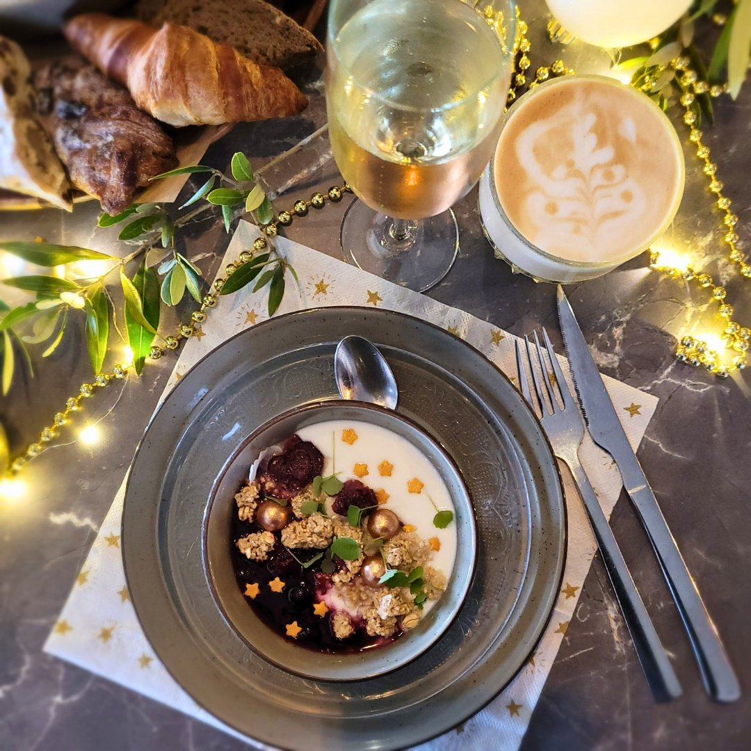 Verschillende Diner Gerechten, LUNA Stein, centrum